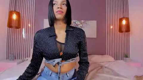 venus__miller online show from December 4, 1:13 pm