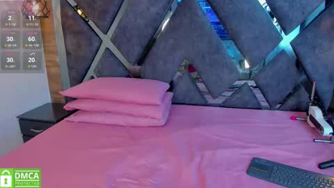 Snapshot of venus_velez chatting on October 9, 12:53 pm Venus online show from October 9, 12:53 pm