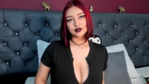 Snapshot of venussdark chatting on September 17, 1:53 pm Venus Dark online show from September 17, 1:53 pm