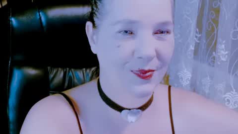Vera Luss online show from July 3, 8:48 pm