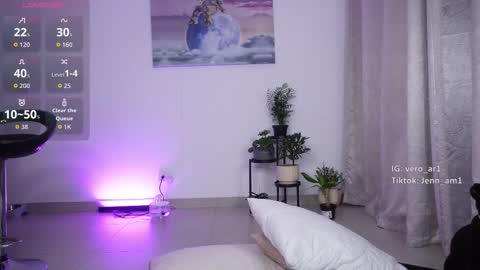 vero_cam online show from October 30, 3:53 am