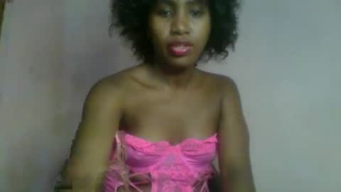 veroline01011999 online show from March 31, 3:34 pm