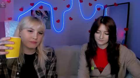 Ronni online show from February 15, 8:08 pm