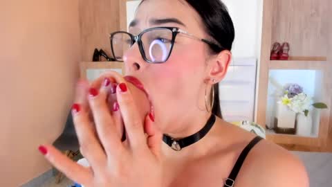 Snapshot of veronica_garciaa chatting on February 26, 7:40 pm Johovanna online show from February 26, 7:40 pm