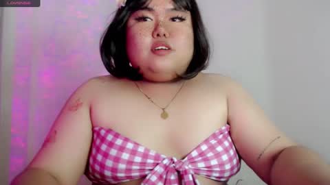 Snapshot of veronicakisses chatting on February 23, 4:07 pm MS. VERONICA 22 I love Aza 3 online show from February 23, 4:07 pm