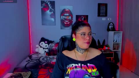 Miss Veronika online show from November 7, 8:53 am