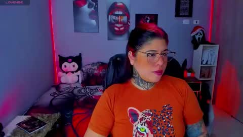 Miss Veronika online show from November 18, 8:04 am