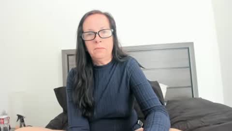 verysassypeachgoddess online show from November 10, 3:07 pm