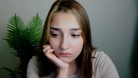 Ana online show from November 23, 2:19 pm