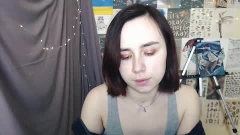 Snapshot of veryveryvery_shy chatting on January 11, 6:24 am veryveryvery_shy online show from January 11, 6:24 am