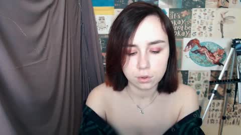 Snapshot of veryveryvery_shy chatting on January 28, 6:49 am veryveryvery_shy online show from January 28, 6:49 am