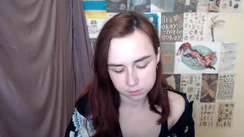 veryveryvery_shy online show from November 12, 10:13 am