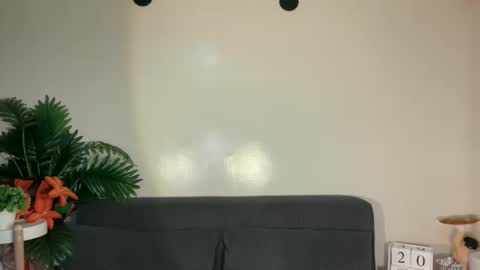 via_olala online show from October 20, 7:28 pm