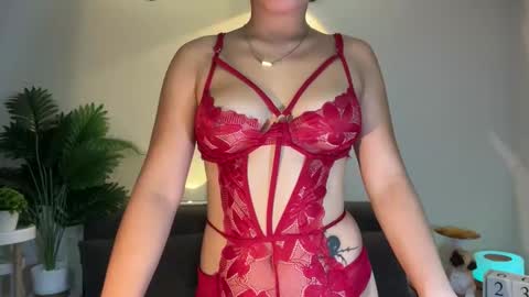 Snapshot of via_olala chatting on September 23, 2:21 am via_olala online show from September 23, 2:21 am