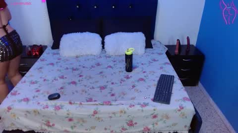 Vicky online show from March 12, 9:56 pm