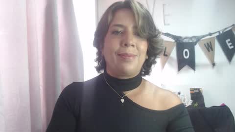 Hi guys   Im victoria  Be the one who can control me in PVT online show from October 14, 4:20 pm