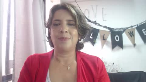 Hi guys   Im victoria  Be the one who can control me in PVT online show from October 19, 7:49 pm