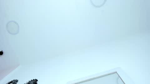 valentina online show from November 8, 11:59 am