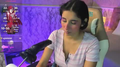 Victoria Houston  online show from November 2, 1:47 pm