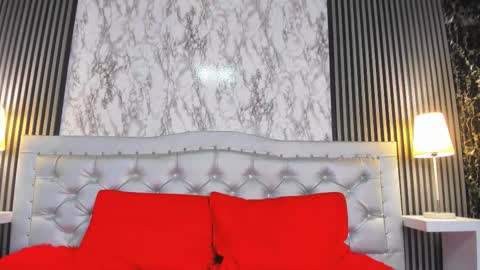 Snapshot of victoria_houston chatting on October 17, 12:41 pm Victoria Houston online show from October 17, 12:41 pm