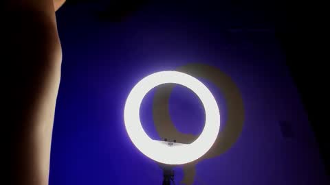 VICTORIA online show from February 14, 9:06 pm