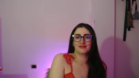 Victoria online show from November 22, 9:28 pm