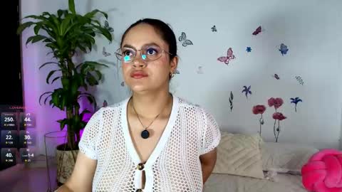 Victoria online show from June 2, 10:16 am