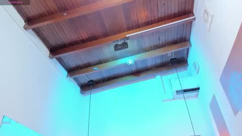 Victoria  online show from February 5, 8:45 pm