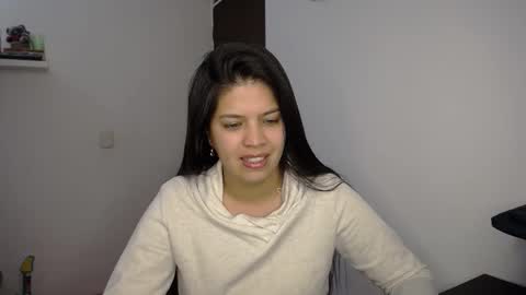 victorialg online show from November 10, 7:42 pm