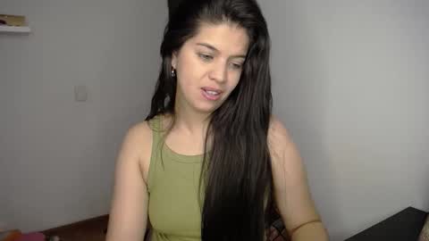 victorialg online show from December 15, 9:20 pm