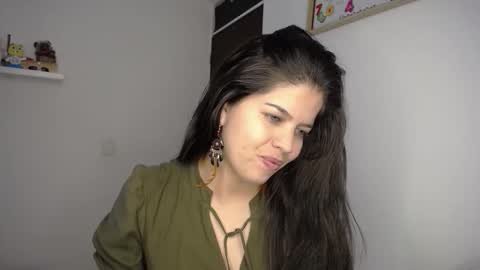 victorialg online show from December 19, 8:45 pm