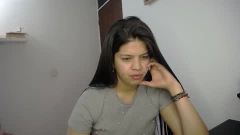 Snapshot of victorialg chatting on October 14, 8:00 pm victorialg online show from October 14, 8:00 pm