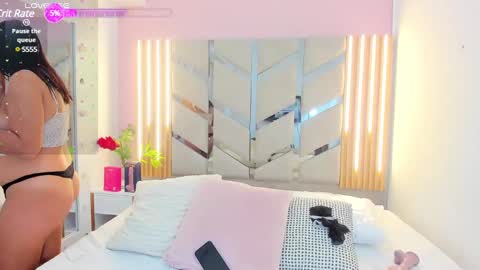 Snapshot of victoriamoon_01 chatting on March 8, 9:29 pm Victoria Moon online show from March 8, 9:29 pm