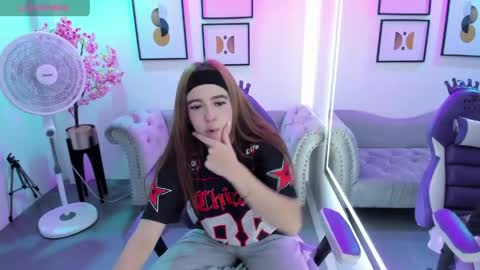 Victoria.  online show from April 12, 12:41 pm