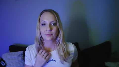 AllAmerican online show from December 11, 7:31 am