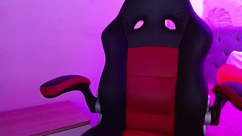 viioleta online show from February 17, 12:27 pm