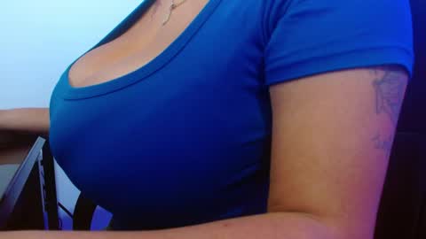 viioleta online show from April 10, 12:22 pm