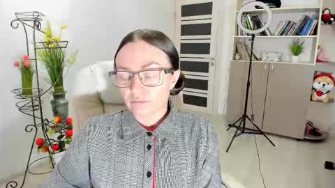 Ukrainian-woman online show from December 4, 12:51 pm