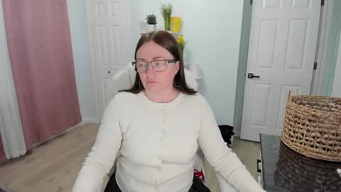 Snapshot of vika7333 chatting on January 30, 1:20 pm Ukrainian-woman online show from January 30, 1:20 pm
