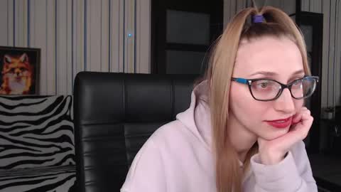 Vika online show from March 4, 6:29 pm