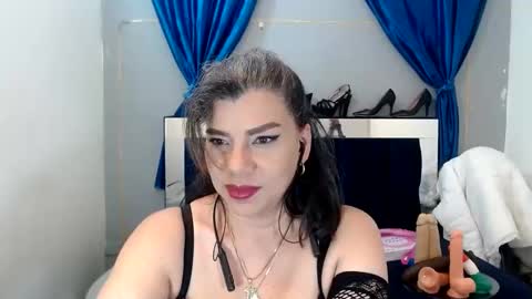 Snapshot of vikyadams chatting on February 10, 2:16 pm VIKY ADAMS online show from February 10, 2:16 pm