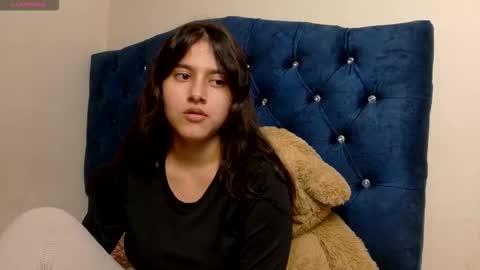 vikysexy28 online show from February 1, 2:10 am