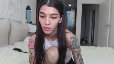 vinkitinkii online show from November 19, 7:30 am