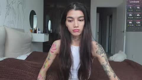 vinkitinkii online show from October 13, 7:00 am