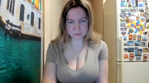 Snapshot of viodetta chatting on March 12, 8:31 pm viodetta online show from March 12, 8:31 pm