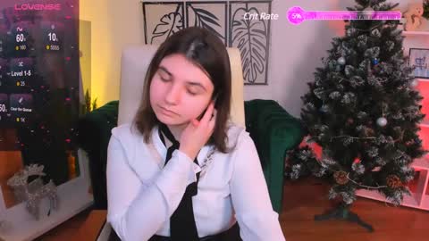 Snapshot of viola__shy chatting on January 10, 9:31 pm Viola online show from January 10, 9:31 pm
