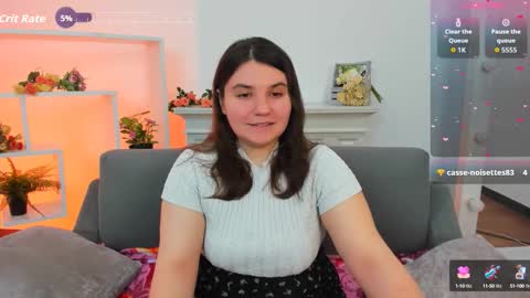 Snapshot of viola__shy chatting on September 18, 9:13 pm Viola online show from September 18, 9:13 pm