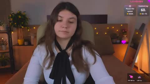 Viola online show from April 9, 8:25 pm