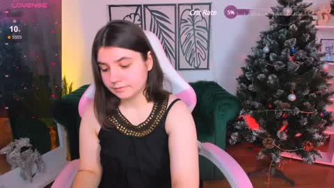 Snapshot of viola__shy chatting on December 28, 9:30 pm Viola online show from December 28, 9:30 pm
