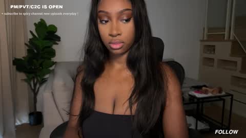 Fantasy Black Girl online show from March 23, 6:30 am